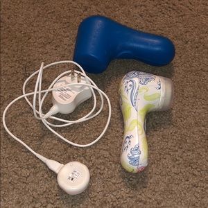 Clarisonic Mia 2. Used lightly.